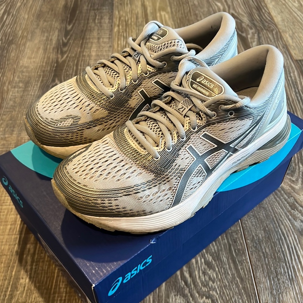 ASICS Gel-Nimbus 21 Running Shoes